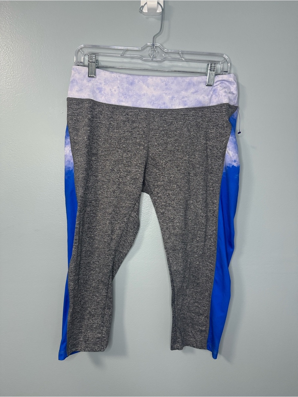 LuLaRoe Women’s Gray/Blue Cropped Athletic Legging Sz L